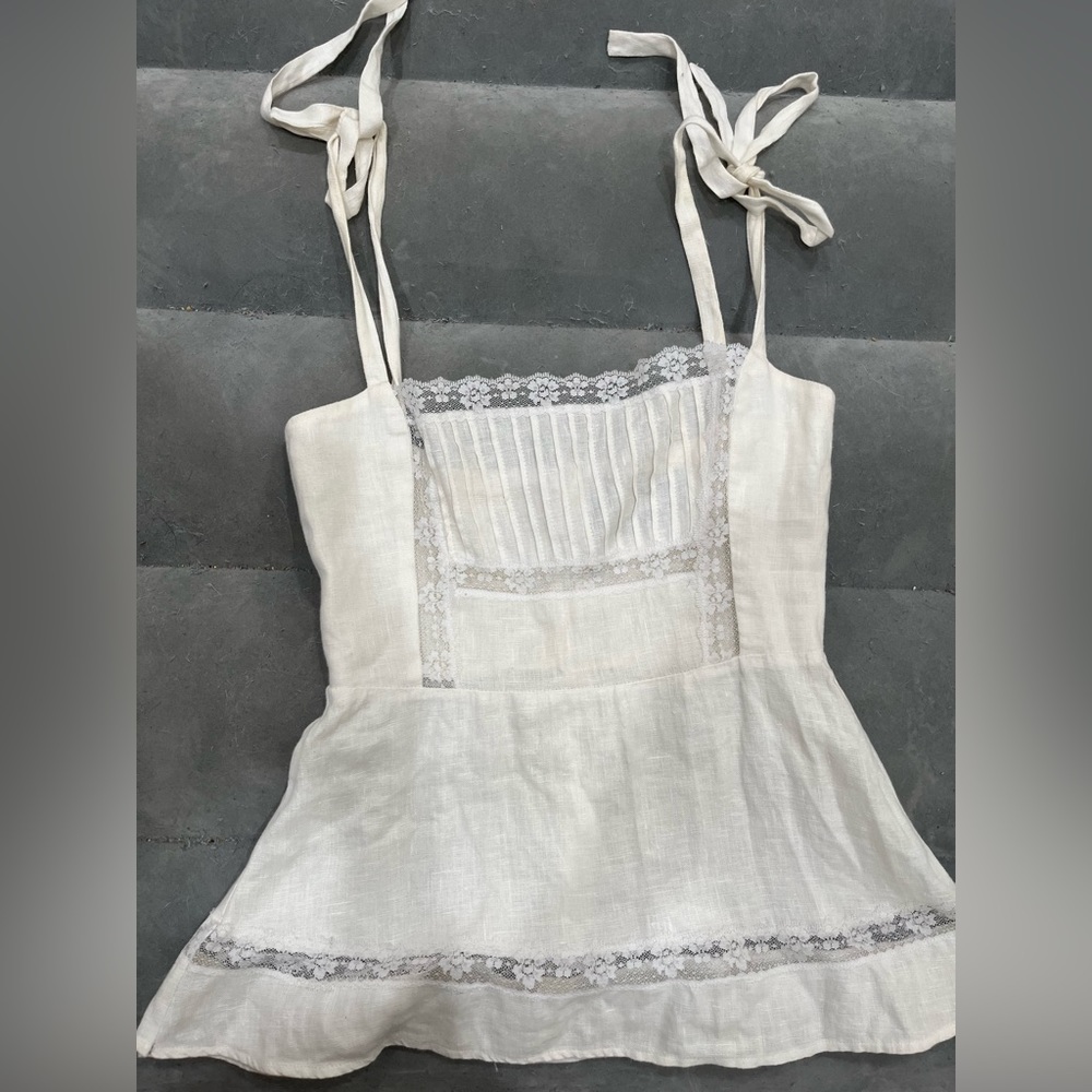 Rare reformation Top